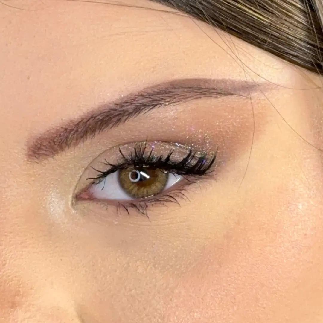 עדשות צבע Iris Brown