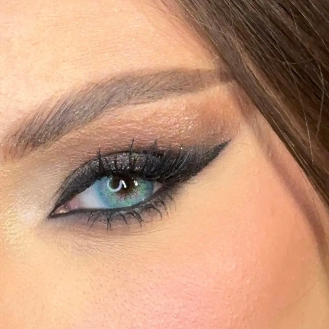 عدسات لون Ocean Blue