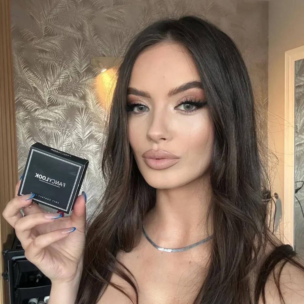 Crystal- On the gram (1)